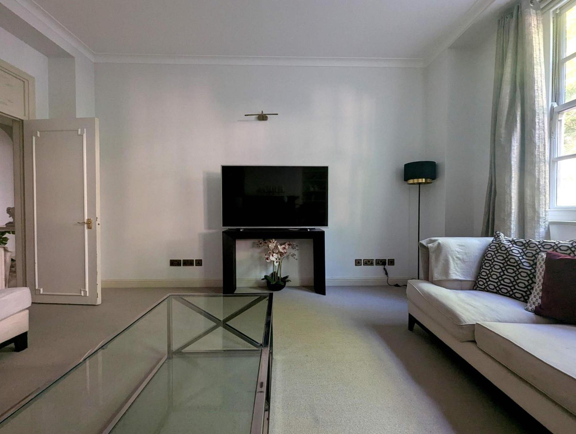 Estatesmen Knightsbridge * Londen